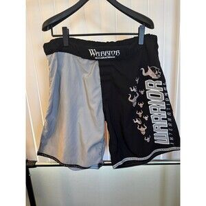 Men’s MMA Warrior International Shorts Gray/ Black Drawstring Size 38